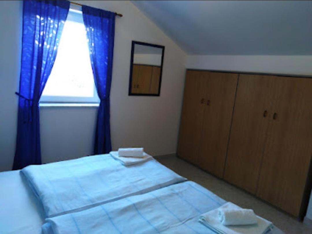 Milijana Apartments Rab Rab Town Szoba fotó
