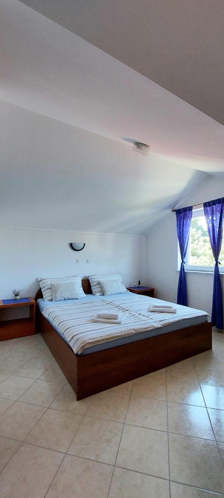 Milijana Apartments Rab Rab Town Szoba fotó